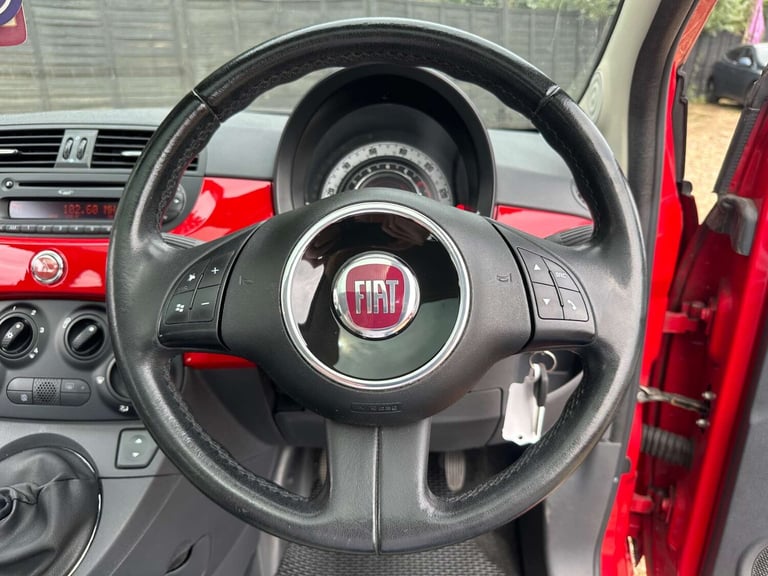 2013 Fiat 500 1.2 500 Lounge RHD 3dr Hatchback Petrol Manual