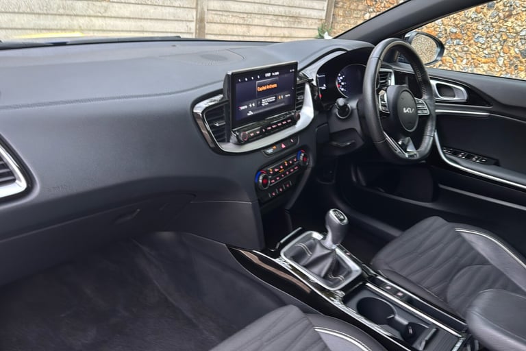  Kia Xceed 1.5 T Gdi Gt Line Suv 5dr Petrol Manual Euro 6 s/s 138 Bhp Petrol