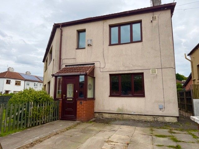 3 BEDROOM HOUSE UNFURNISHED FOR RENT M40 3PD