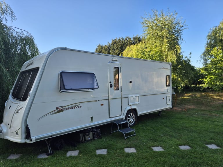 2006 bailey senator for sale fixed bed 