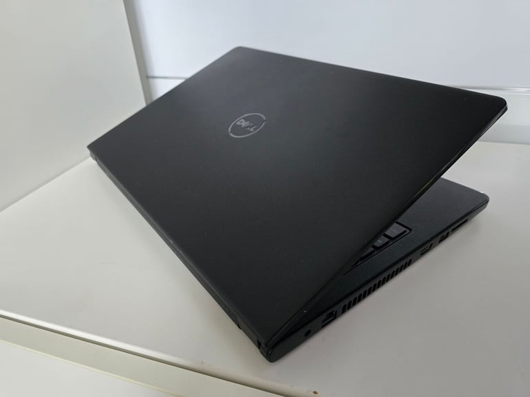 Dell Inspiron 3558 15inch laptop Intel i5, 8GB Ram 