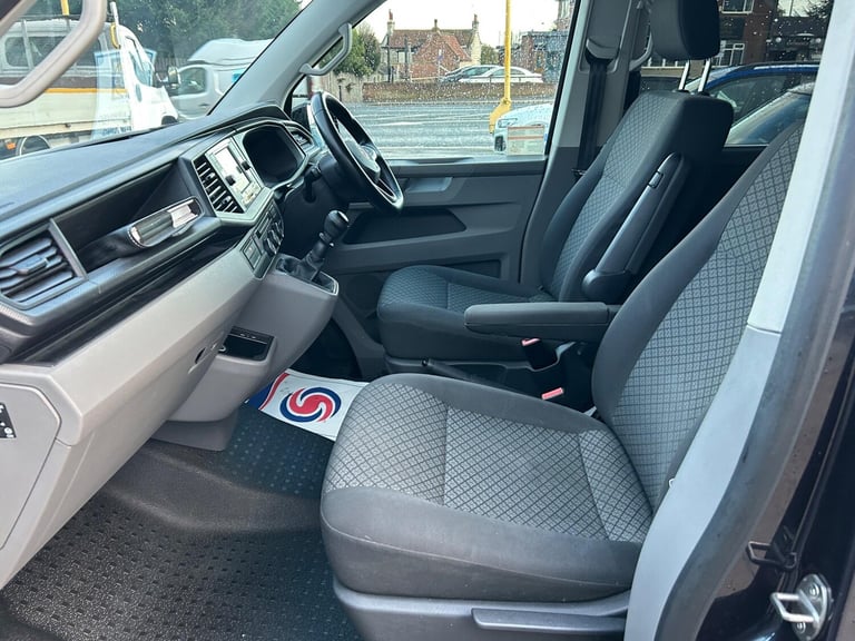 2020 Volkswagen Transporter Shuttle 2.0 TDI 110PS S Minibus MPV DIESEL Manual