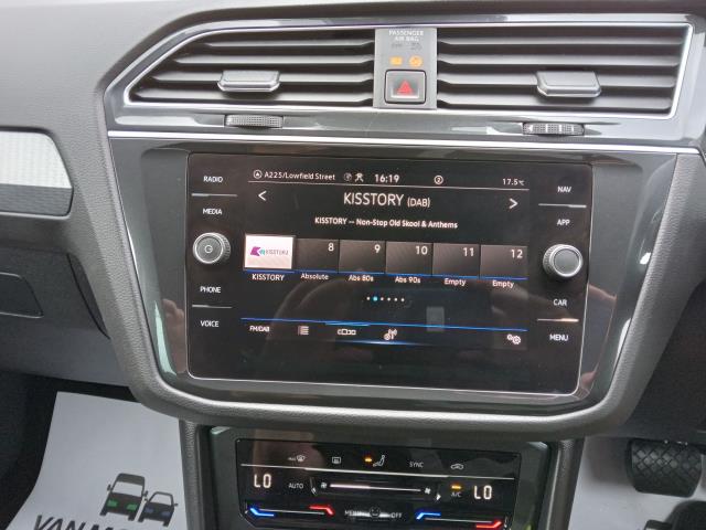2022 Volkswagen Tiguan 1.5 Tsi 150 Life 5Dr Dsg SUV Petrol Automatic