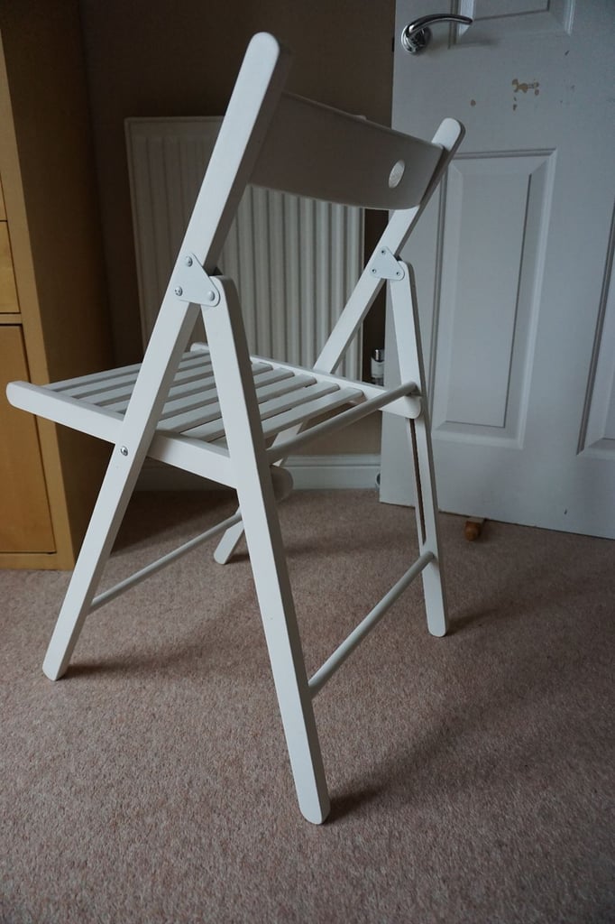 IKEA Frosvi white wooden folding chair