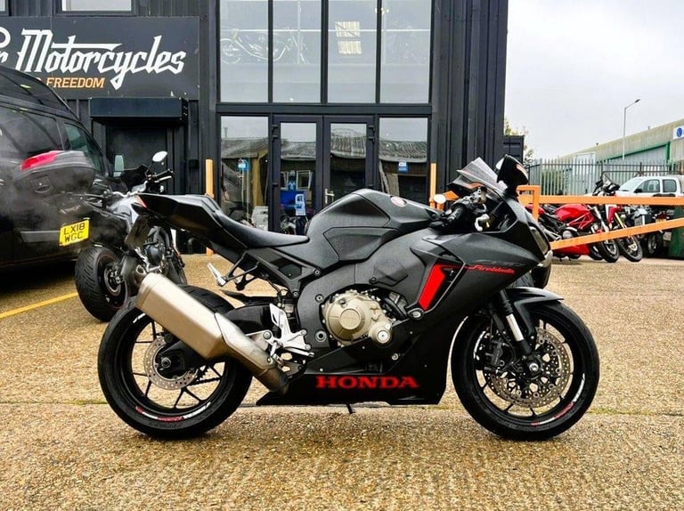 2017 17 HONDA CBR1000RR FIREBLADE - BUY ONLINE 24 HRS A DAY - FINANCE AVAILABLE