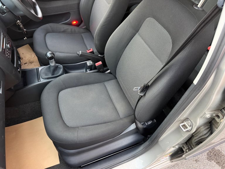 2007 Skoda Fabia 1.2 HTP 12V Ambiente 5dr HATCHBACK Petrol Manual