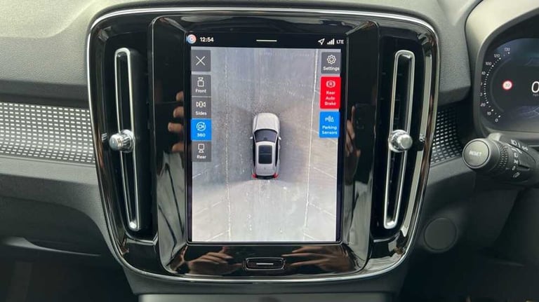 2025 Volvo EX40 185kW Extended Range Ultra 78kWh 5dr Auto Estate Electric Automatic