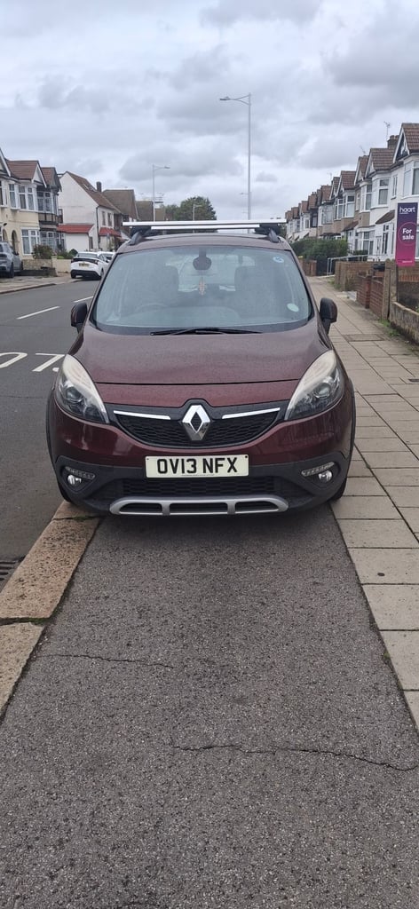 Renault, SCENIC XMOD, MPV, 2013, Manual, 1598 (cc), 5 doors