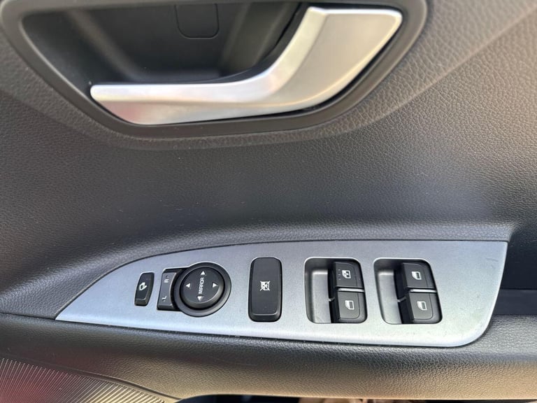  Kia Stonic 1.0 T-GDi ISG 48V GT-LINE Petrol/Electric Hybrid Manual