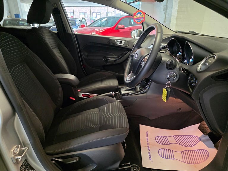  Ford Fiesta 1.6 Titanium Powershift Euro 5 5dr Petrol Automatic