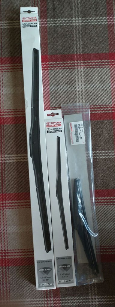 Genuine Toyota and Lexus Wiper Blade Kit