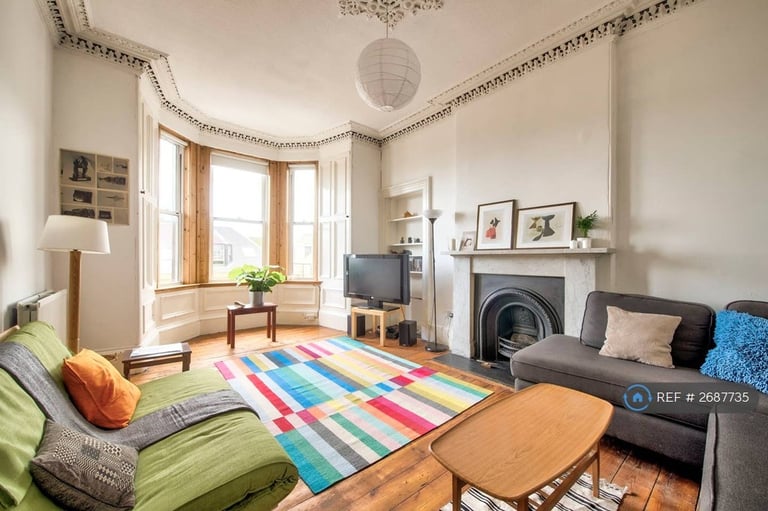 2 bedroom flat in Argyle Place, Edinburgh, EH9 (2 bed) (#2687735)