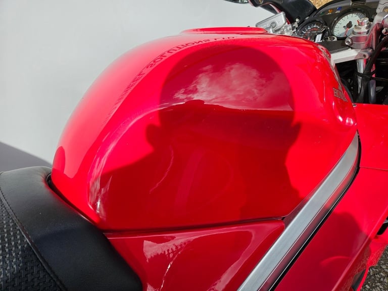 Honda vfr750 in lovely condition immaculate condition 