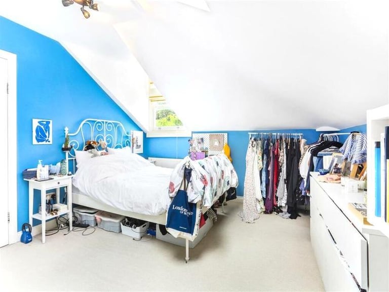 image for 🏠 Cozy room in Mudchute available