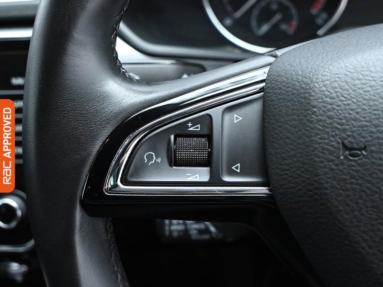 2020 Skoda Superb 2.0 TDI SE Technology Estate 5dr Diesel DSG Euro 6 (s/s) (150 ps) Estate DIESEL...