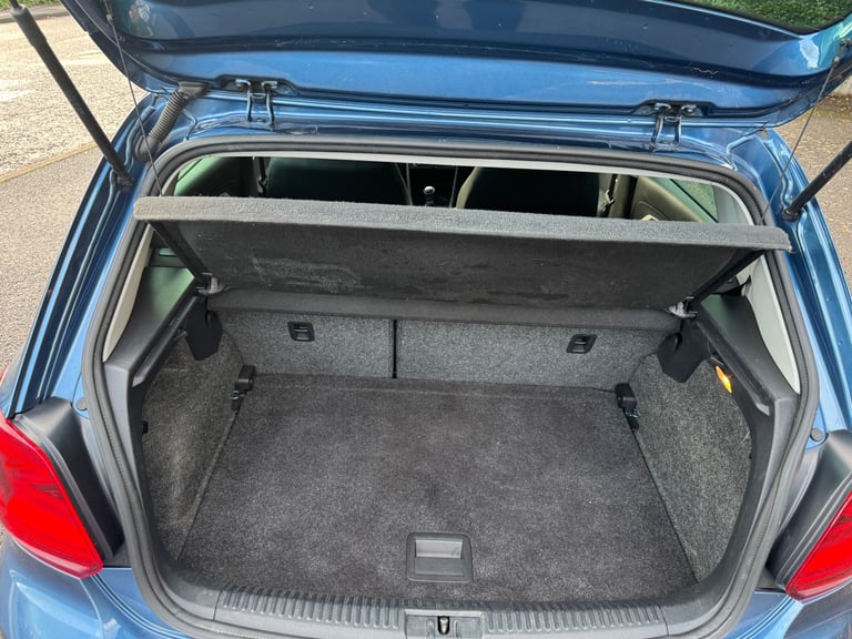 Volkswagen, POLO, Hatchback, 2017, Manual, 1422 (cc), 5 doors