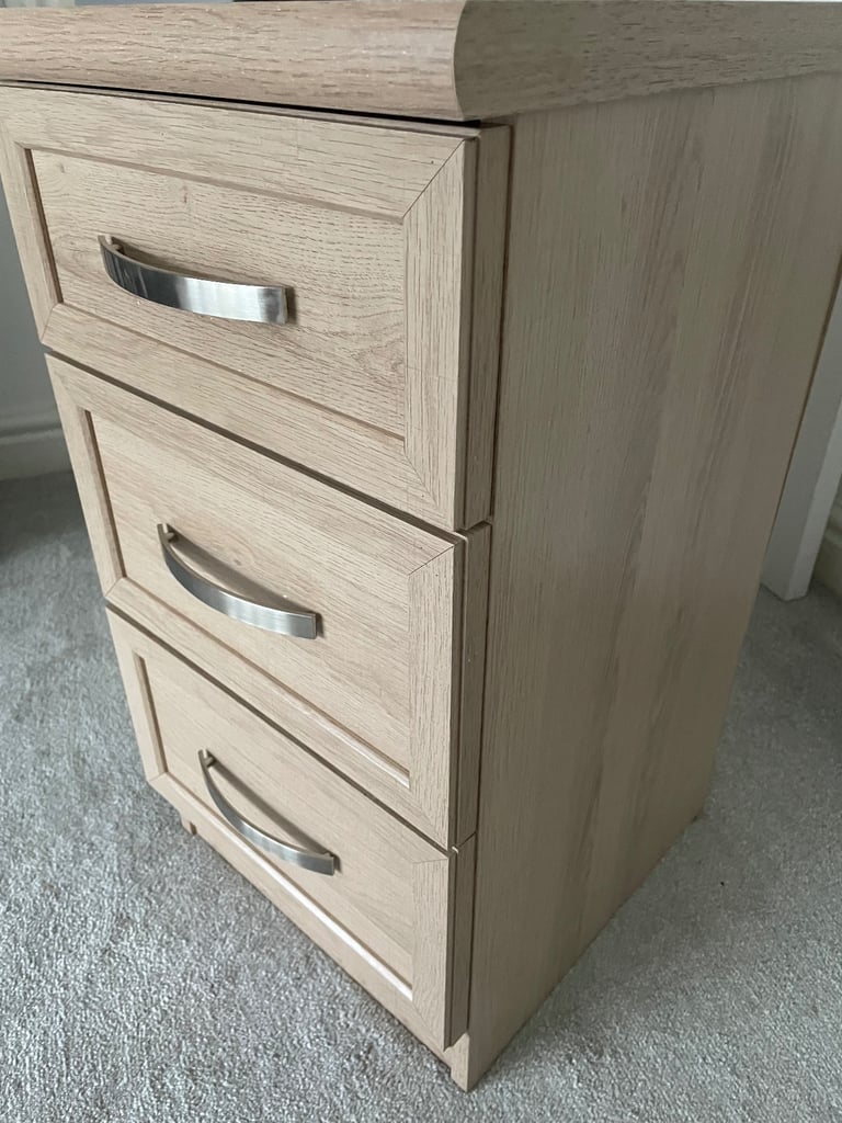 Camberley 3 drawer bedside chest 
