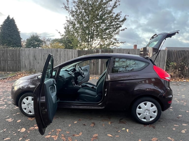 2010 Ford Fiesta 1.4 Edge 3dr Auto HATCHBACK Petrol Automatic