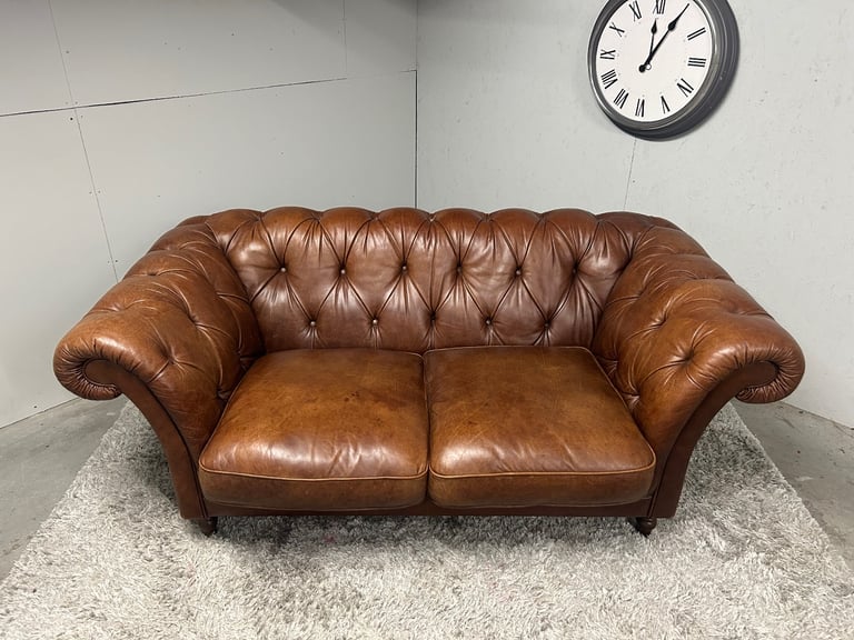 LAURA ASHLEY HUDSON NATURALLY DISTRESSED LEATHER SOFA DELIVERY AVAILABLE 🚚