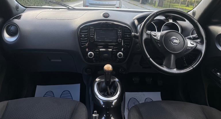 Nissan, JUKE, Hatchback, 2013, Manual, 1598 (cc), 5 doors