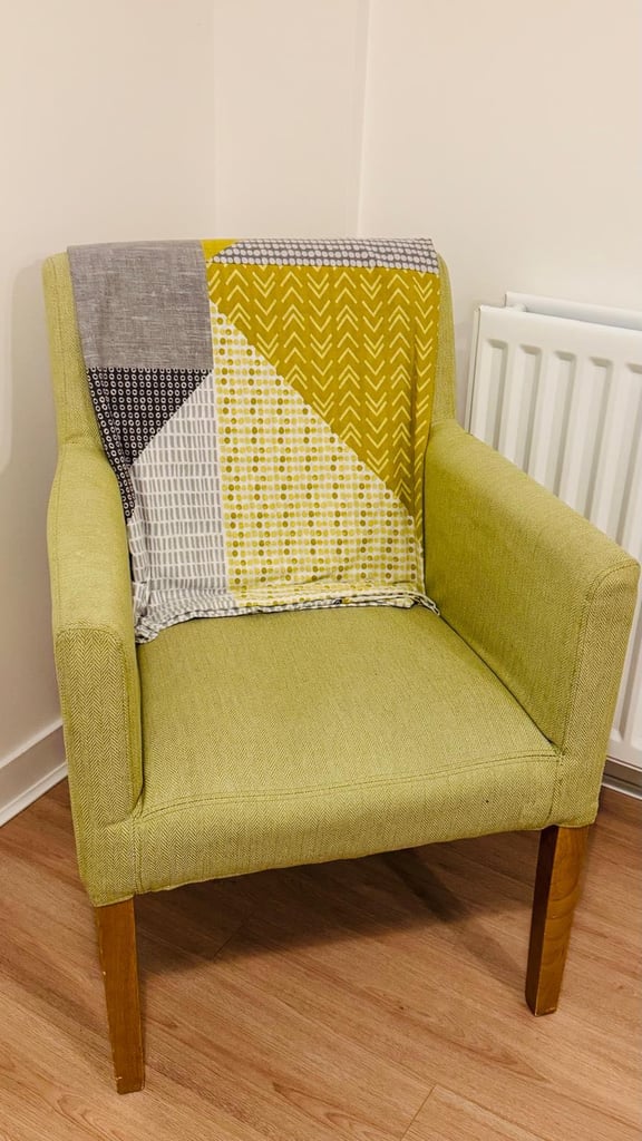 image for Lime-Green Accent Armchair – Comfy & Clean – £25