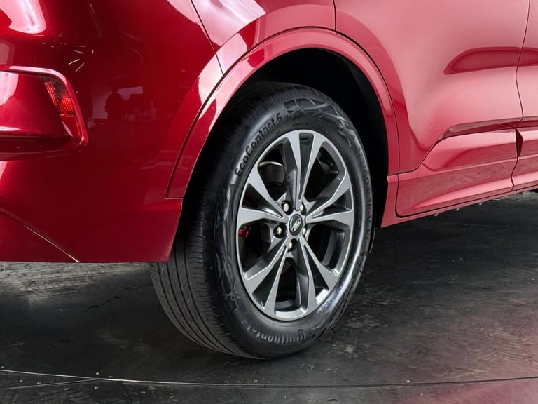 2022 Ford Kuga 2.5 EcoBoost Duratec 14.4kWh ST-Line CVT Euro 6 (s/s) 5dr HATCHBACK Petrol/Electri...