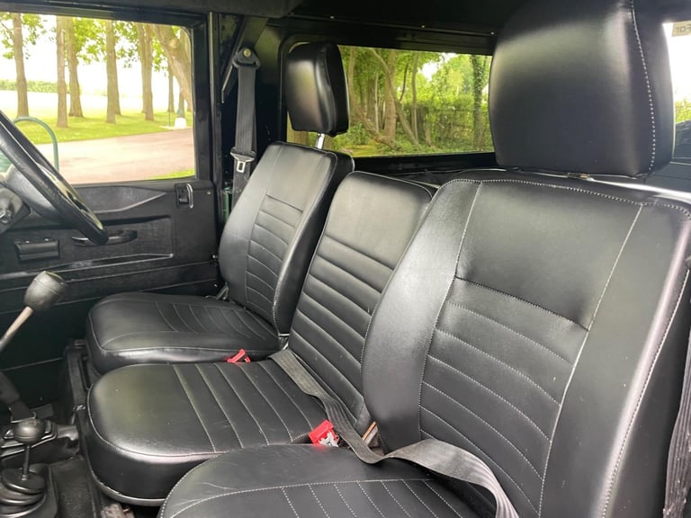 1999 Land Rover Defender 90 2.5 TD5 PANEL VAN DIESEL Manual
