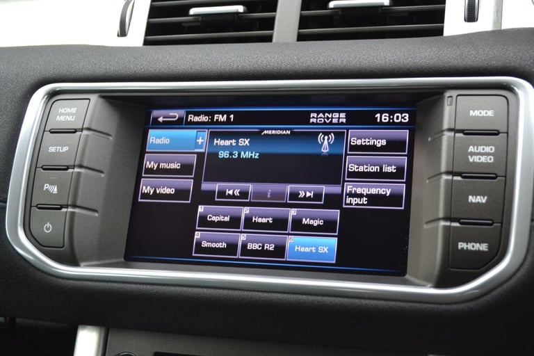 2012 Land Rover Range Rover Evoque 2.2 SD4 Pure Auto 4WD Euro 5 5dr ESTATE Diesel Automatic