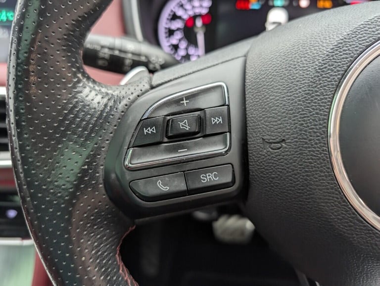 2021 MG MG HS 1.5 T-GDI Exclusive SUV 5dr Petrol DCT Euro 6 (s/s) (162 ps) - PAN ROOF + C ESTATE ...