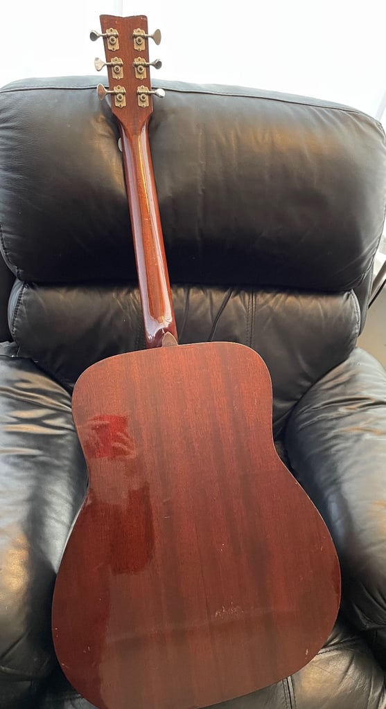Vintage Yamaha fg-180 red label acoustic guitar