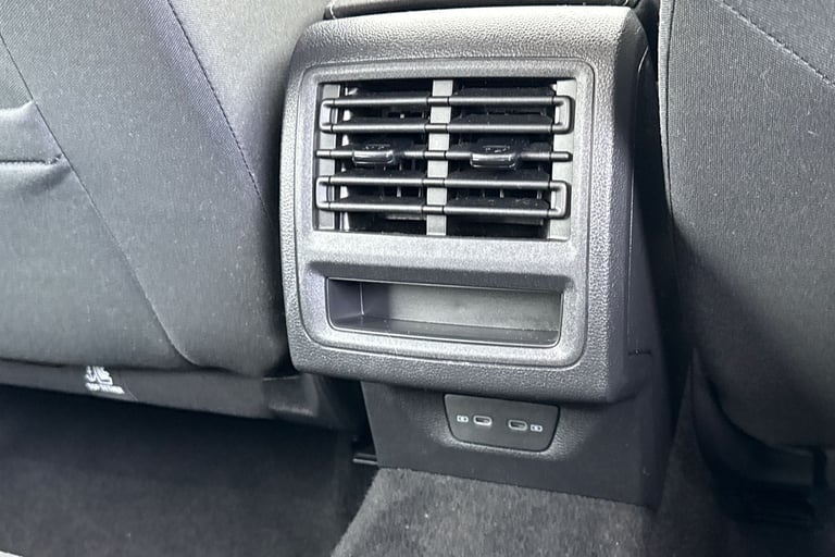 2021 Volkswagen Golf 2.0 TDI Life 5dr DSG HATCHBACK DIESEL Automatic