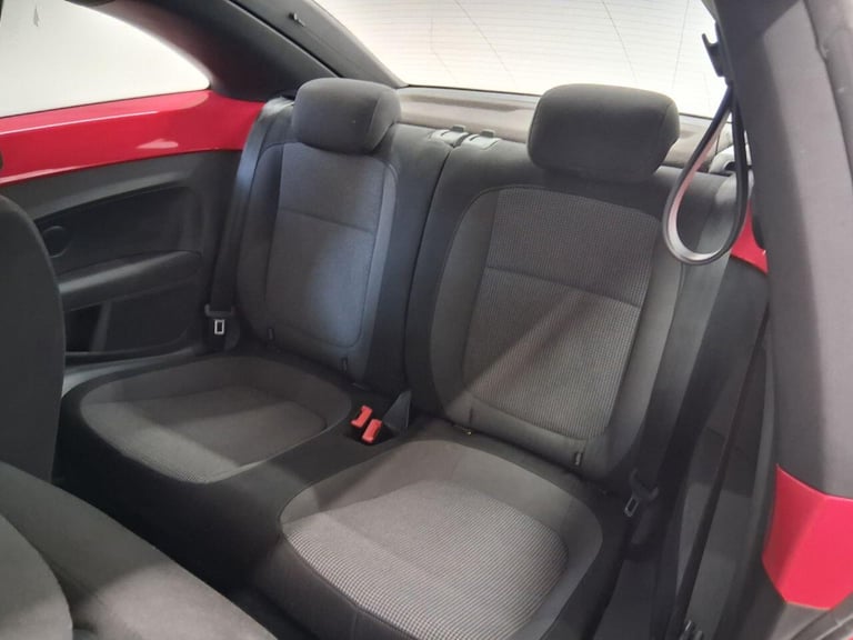 2012 Volkswagen Beetle 2.0 DESIGN TDI 3d 139 BHP HATCHBACK Diesel Manual