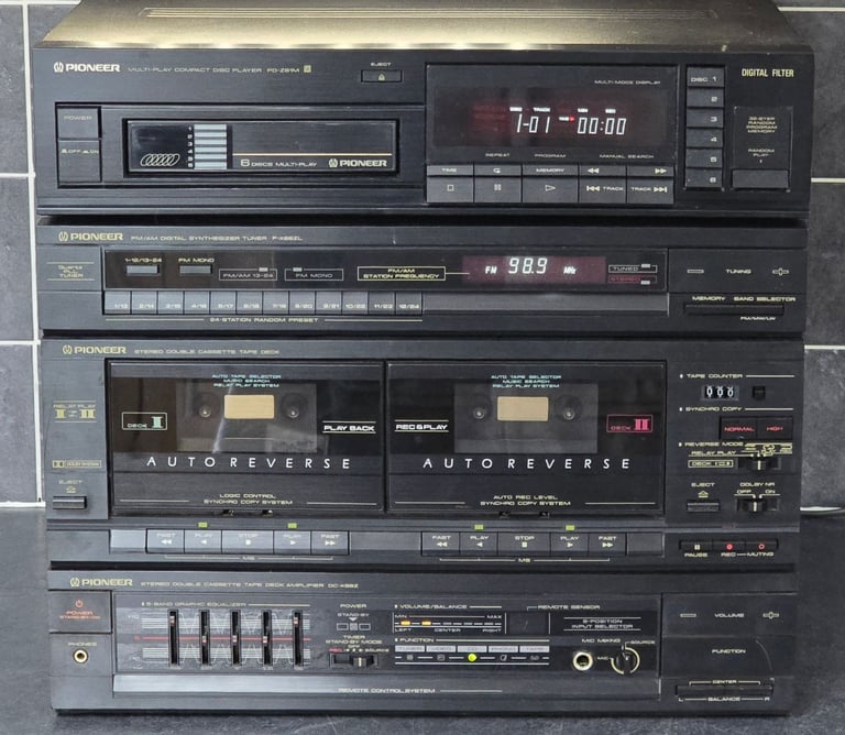 Pioneer Separates "read"