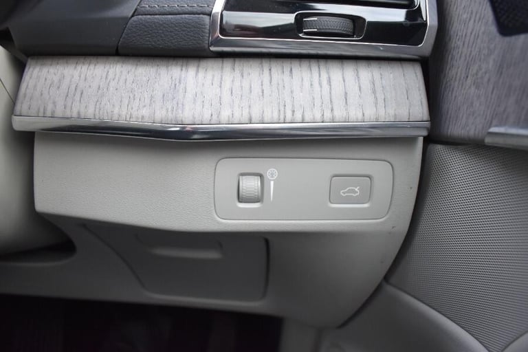 2021 Volvo XC90 2.0 B5 Mhev Inscription Suv 5dr Diesel Auto 4wd Euro 6 (s/s) (235 Ps) ESTATE Dies...