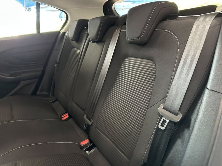 2020 Ford Focus 1.0T EcoBoost Titanium Hatchback 5dr Petrol Manual Euro 6 (s/s) (125 ps) Hatchbac...