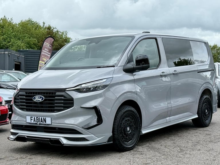 2024 Ford Transit Custom 2.0 Limited Auto **Motion R Kit - Day Van - 5 Seater**