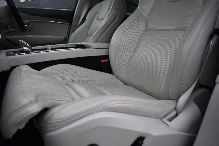 2021 Volvo XC90 2.0 B5 Mhev Inscription Suv 5dr Diesel Auto 4wd Euro 6 (s/s) (235 Ps) ESTATE Dies...