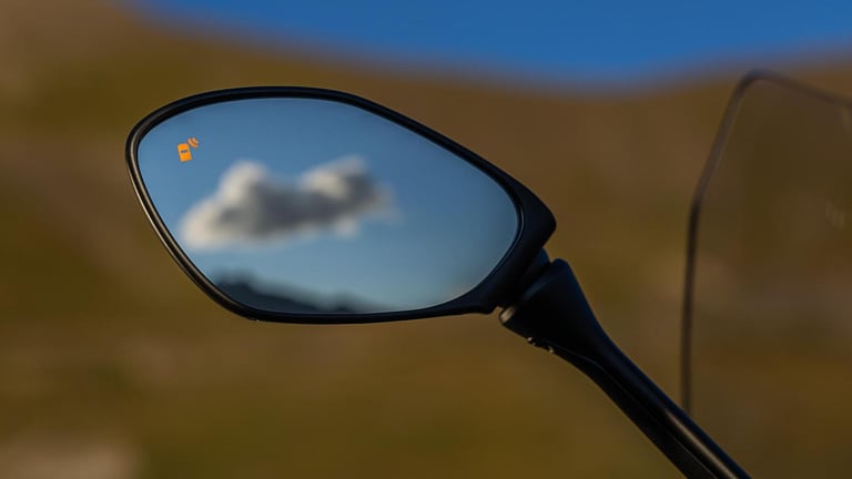 3 Years Free Servicing or Lifetime Warranty Yamaha Tracer 9 GT+ Y-AMT