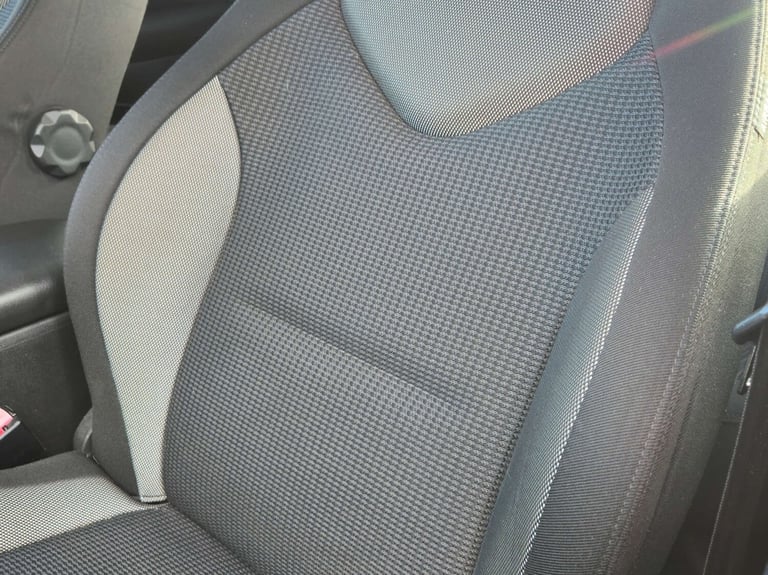 2012 Peugeot 308 1.6 308 Active HDi 5dr Hatchback Diesel Manual