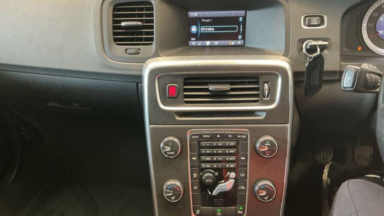 2012 Volvo S60 2.0 D3 SE Lux Euro 5 (s/s) 4dr SALOON Diesel Manual