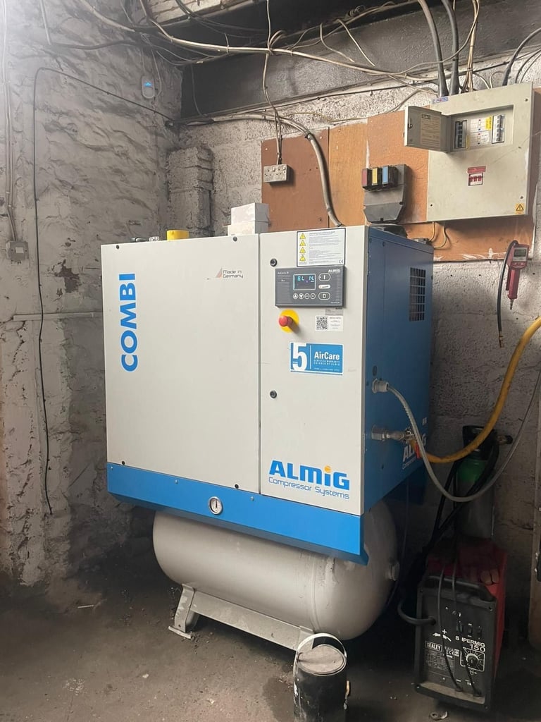 *FULLY equipped Mechanics Workshop to rent* - £1,700pcm