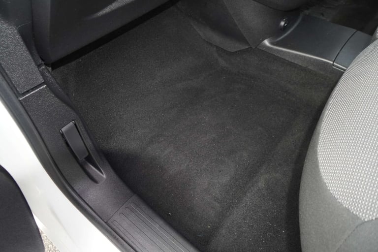 2022 Vauxhall Combo 1.5 Combo 2300 Sportive L2 LWB + 3 Seater + Twin Slider + Top Spec Van Panel ...