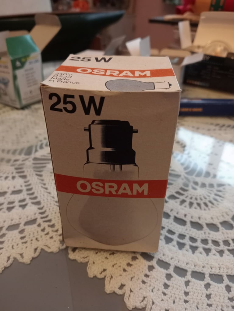 Electric lamps 