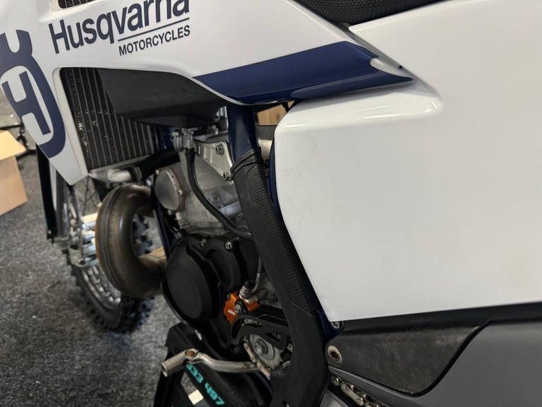 Husqvarna TE250 2020 [Email address removed. Click Email button to contact us.] SX250 - DIRT Whee...