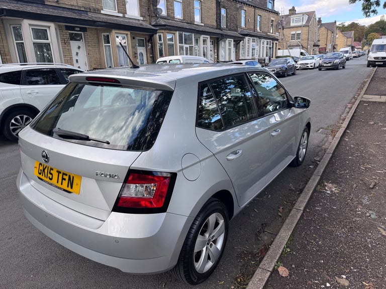 Skoda, FABIA, Hatchback, 2015, Auto, 1197 (cc), 5 doors