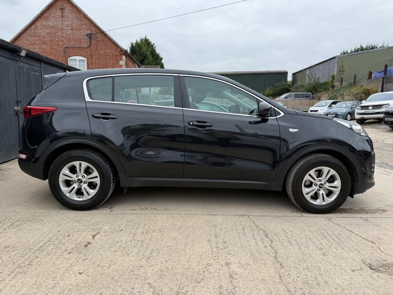 2017 Kia Sportage 1.7 CRDi 1 Euro 6 (s/s) 5dr ESTATE Diesel Manual