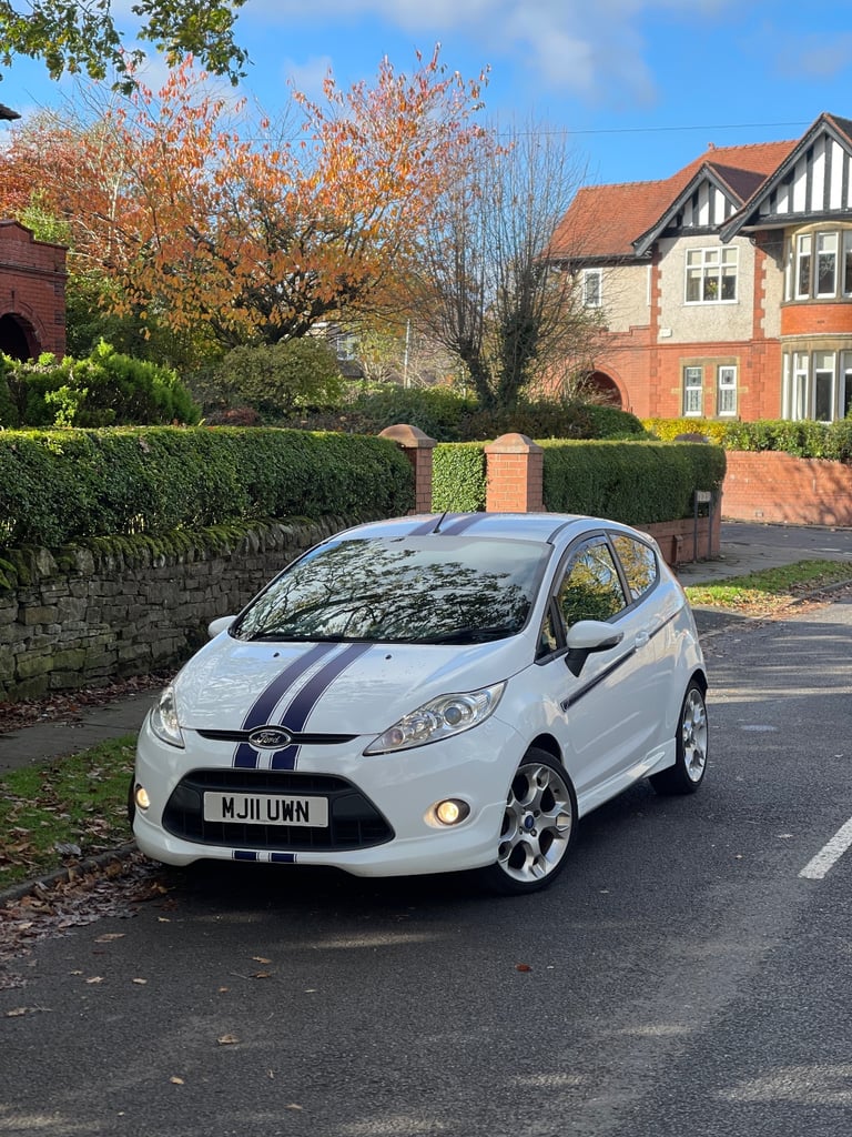 image for 2011 FORD FIESTA 1.6 S1600 LIMITED EDITION - 12 MONTHS MOT! FULL SERVICE HISTORY!