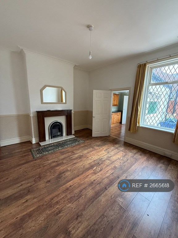 3 bedroom house in Hawarden Crescent, Sunderland, SR4 (3 bed) (#2665618)