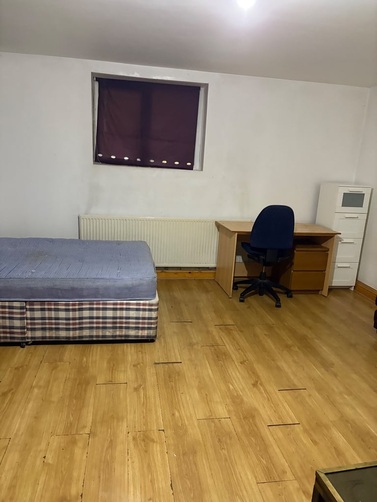 Room to let 