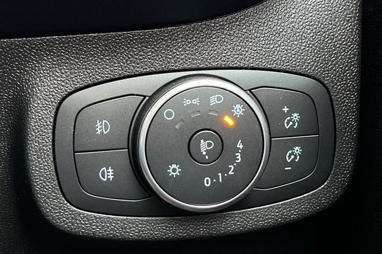2019 Ford Fiesta 1.1 Trend Navigation 5dr SYNC 3 WITH APPLE CARPLAY &amp; ANDROID AUTO, LANE ASS ...